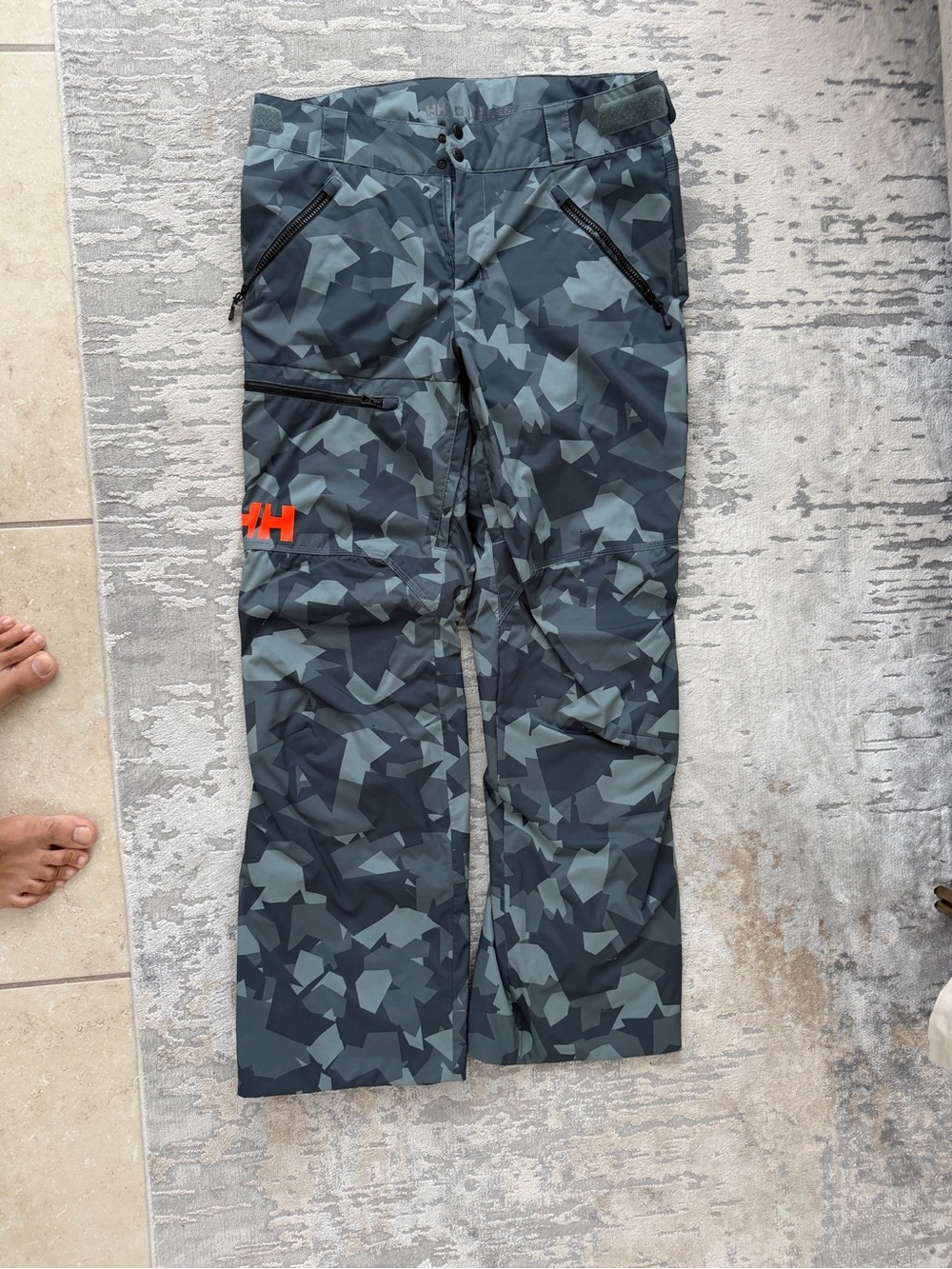 Helly Hansen Men’s Gray Camo Outdoor Cargo Pants with Orange Logo